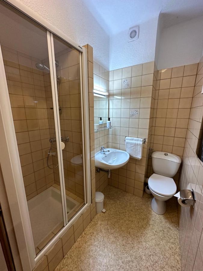 Au Wachtfels Bed & Breakfast Obersteinbach Bagian luar foto
