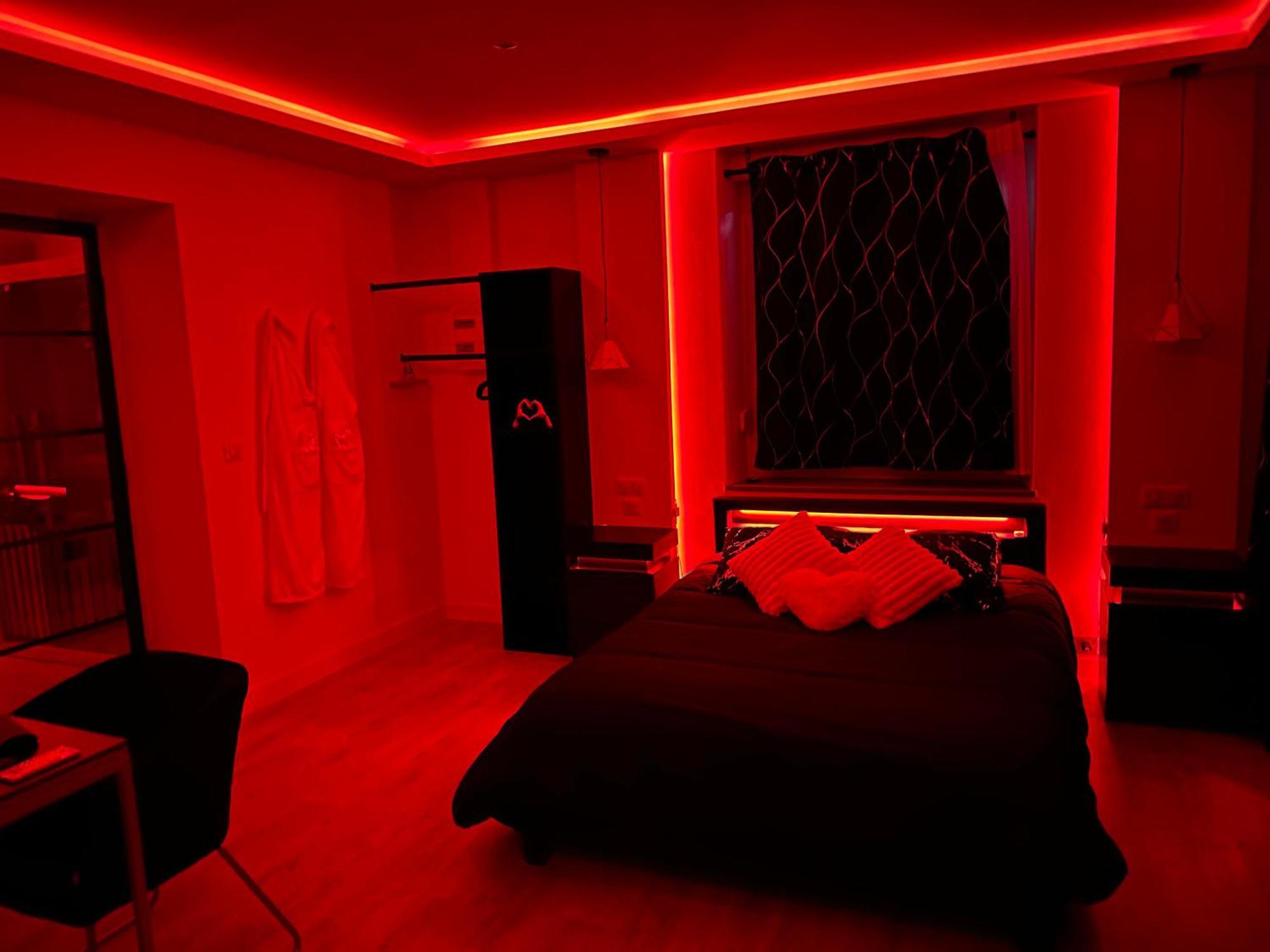 Au Wachtfels Bed & Breakfast Obersteinbach Bagian luar foto