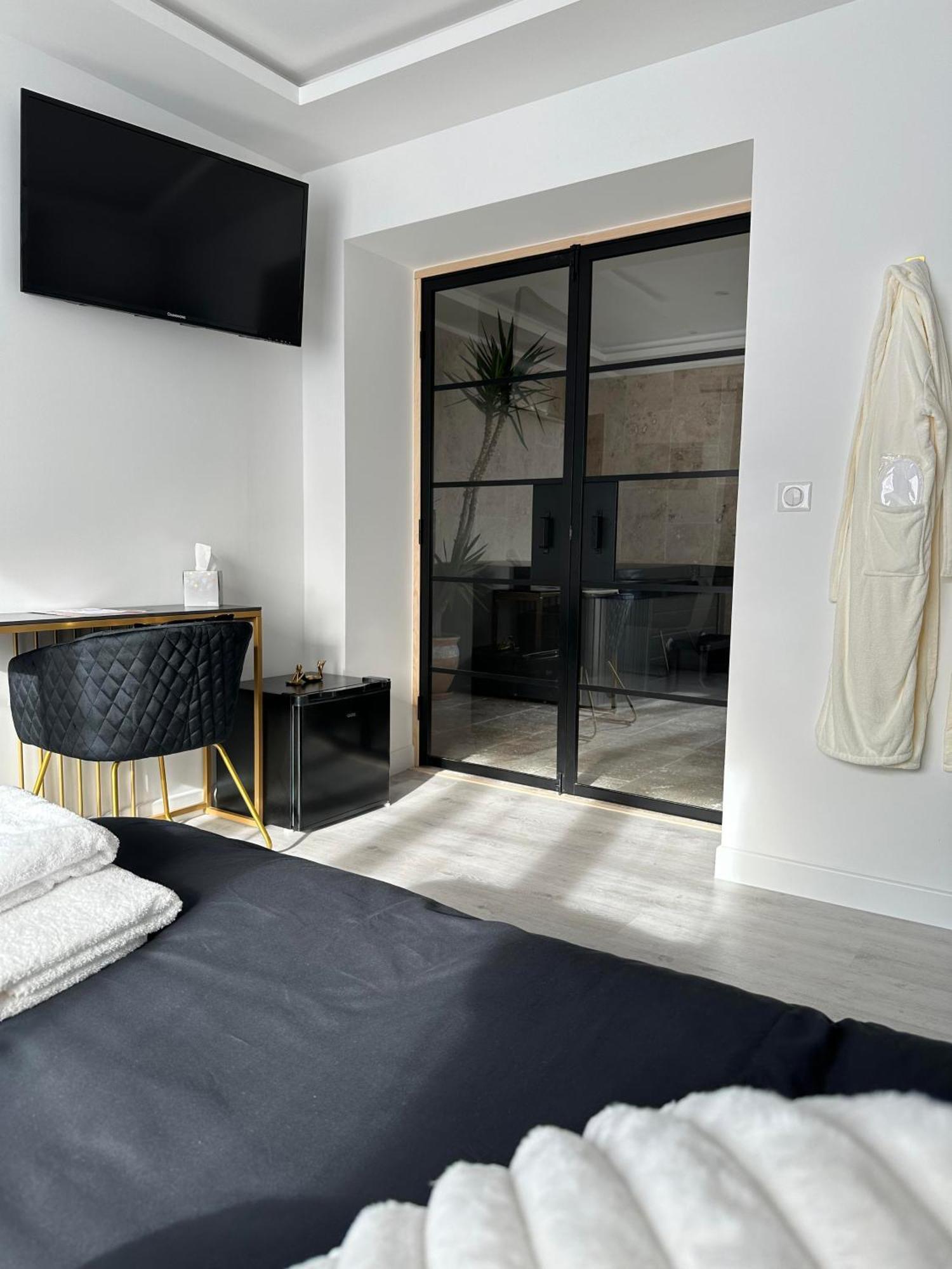 Au Wachtfels Bed & Breakfast Obersteinbach Bagian luar foto